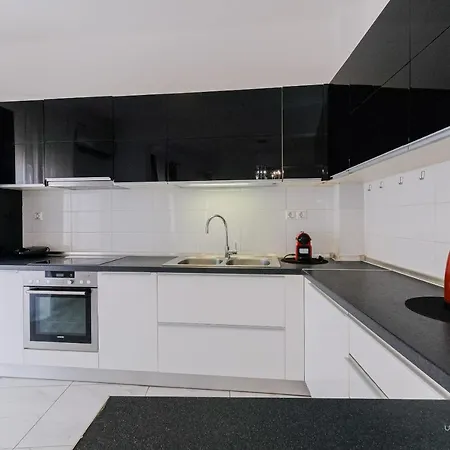 Apartment Pearl Center Apartment, Vesta Philoxenia *